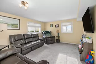 16472 Terry Ln, Oak Forest, IL 60452 - Photo 14
