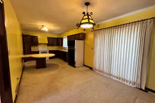 501 N 4th Ave N, New Windsor, IL 61465 - Photo 6