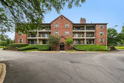 641 Hapsfield Lane #103, Buffalo Grove, IL 60089 - Photo 1