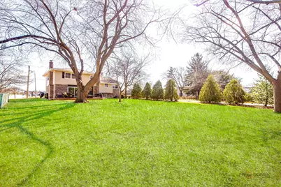 2042 S Goebbert Road, Arlington Heights, IL 60005 - Photo 30