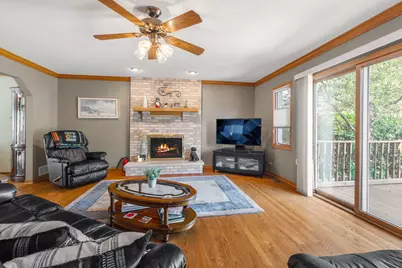 8634 W Park Lane, Niles, IL 60714 - Photo 4