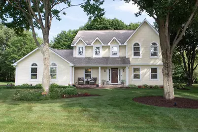 39W811 Hoeweed Lane, Saint Charles, IL 60175 - Photo 2
