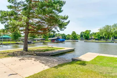 126 Schooner Lane, Lake Barrington, IL 60010 - Photo 32