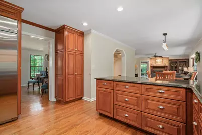 126 Schooner Lane, Lake Barrington, IL 60010 - Photo 10