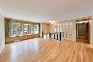1462 Dayton Pl, Des Plaines, IL 60018 - Photo 2