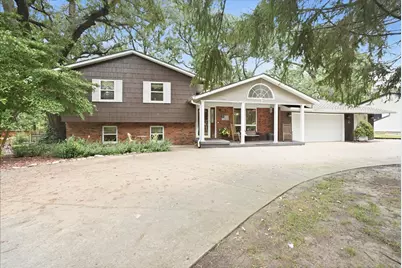 26 Timber Ridge Drive, Fairbury, IL 61739 - Photo 2