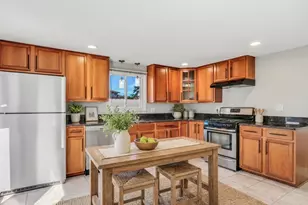 1430 W Jo Ann Ln, Addison, IL 60101 - Photo 14