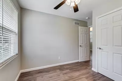 9070 Kings Road, Morris, IL 60450 - Photo 16