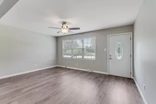 9070 Kings Rd, Morris, IL 60450 - Photo 8