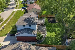 1341 E Virginia Dr, Palatine, IL 60074 - Photo 24