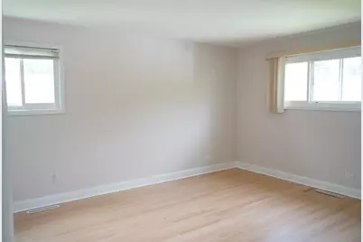 54 Fernwood Drive, Glenview, IL 60025 - Photo 12