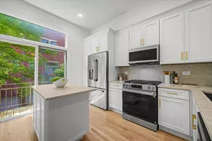 1910 S Prairie Ave, Chicago, IL 60616 - Photo 6