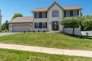 1142 University Pkwy, Rockton, IL 61072 - Photo 2