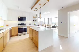 5455 N Sheridan Rd, Chicago, IL 60640 - Photo 4