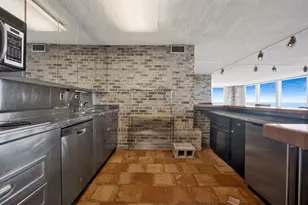 330 W Diversey Pkwy, Chicago, IL 60657 - Photo 12