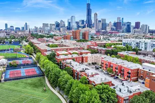 1000 W 15th St, Chicago, IL 60608 - Photo 32
