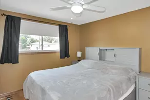11044 Menard Ave, Chicago Ridge, IL 60415 - Photo 12