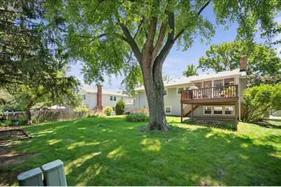 830 Woodhollow Lane, Buffalo Grove, IL 60089 - Photo 30