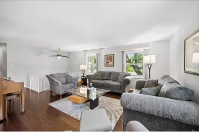 830 Woodhollow Lane, Buffalo Grove, IL 60089 - Photo 6
