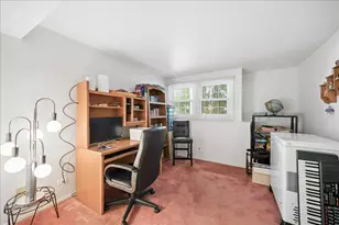 830 Woodhollow Ln, Buffalo Grove, IL 60089 - Photo 18