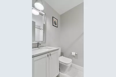 877 N Hermitage Avenue #1, Chicago, IL 60622 - Photo 18