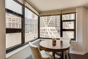 401 E Ontario St, Chicago, IL 60611 - Photo 4