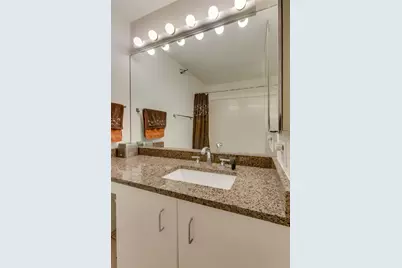 401 E Ontario Street #1203, Chicago, IL 60611 - Photo 12