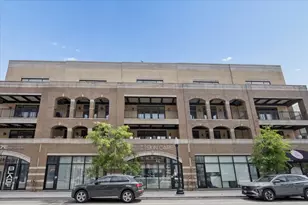 1423 W Belmont Ave, Chicago, IL 60657 - Photo 2