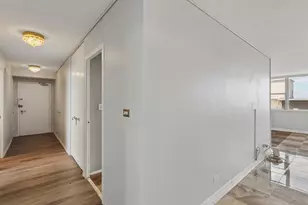 6301 N Sheridan Rd, Chicago, IL 60660 - Photo 12
