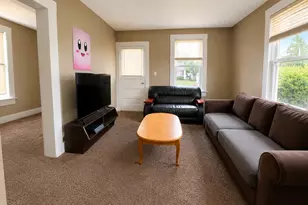 1207 W American St, Freeport, IL 61032 - Photo 12
