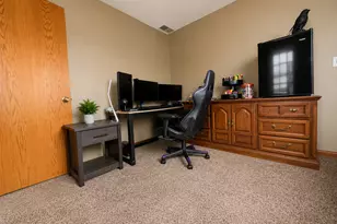 1207 W American St, Freeport, IL 61032 - Photo 20