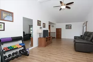 130 Westview St, Hoffman Estates, IL 60169 - Photo 20