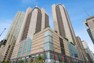 545 N Dearborn St, Chicago, IL 60654 - Photo 1