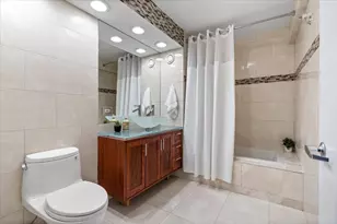 545 N Dearborn St, Chicago, IL 60654 - Photo 16