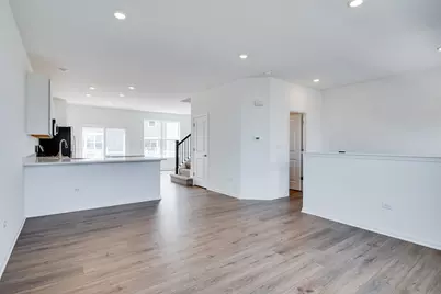 25750 W Yorkshire Drive #25750, Plainfield, IL 60544 - Photo 4