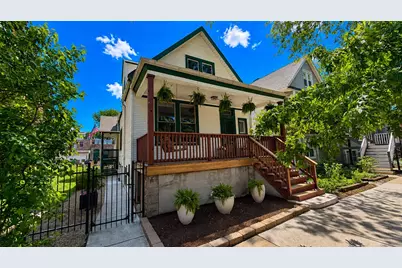 1819 W Cornelia Avenue, Chicago, IL 60657 - Photo 1