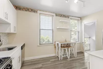 1819 W Cornelia Avenue, Chicago, IL 60657 - Photo 6