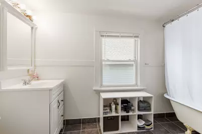 1819 W Cornelia Avenue, Chicago, IL 60657 - Photo 14