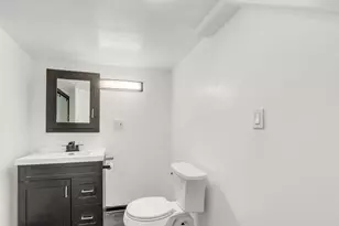 508 N Metropolitan Ave, Waukegan, IL 60085 - Photo 24