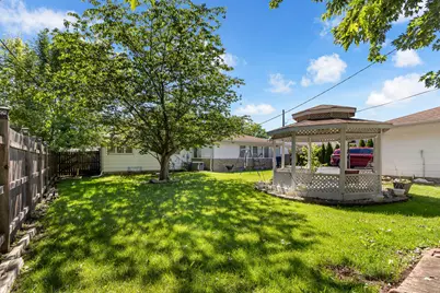 508 N Metropolitan Avenue, Waukegan, IL 60085 - Photo 6
