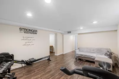 5126 N Mulligan Avenue, Chicago, IL 60630 - Photo 26