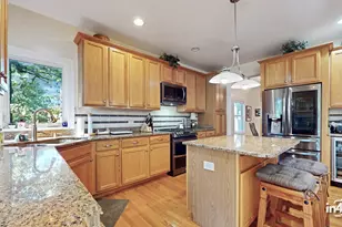 0S630 Madison St, Winfield, IL 60190 - Photo 10