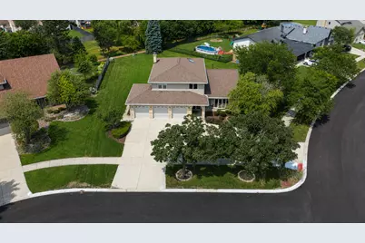 11644 Brookwood Drive, Orland Park, IL 60467 - Photo 2