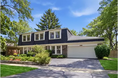 301 Earls Court, Deerfield, IL 60015 - Photo 2