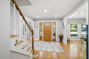 301 Earls Ct, Deerfield, IL 60015 - Photo 4