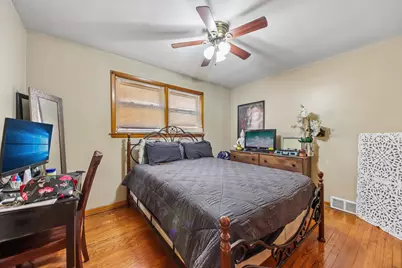 1324 N Laramie Avenue, Chicago, IL 60651 - Photo 8