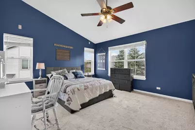3015 Langston Circle, Saint Charles, IL 60175 - Photo 14