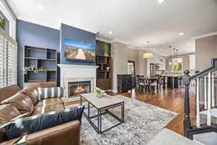 233 W Wood St, Palatine, IL 60067 - Photo 4