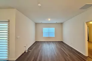 1177 Woodlily Ln, Bartlett, IL 60103 - Photo 10