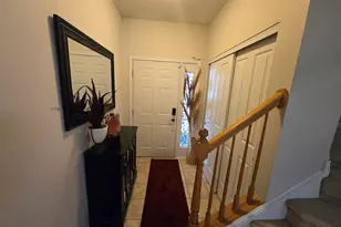 494 Vaughn Cir, Aurora, IL 60502 - Photo 2